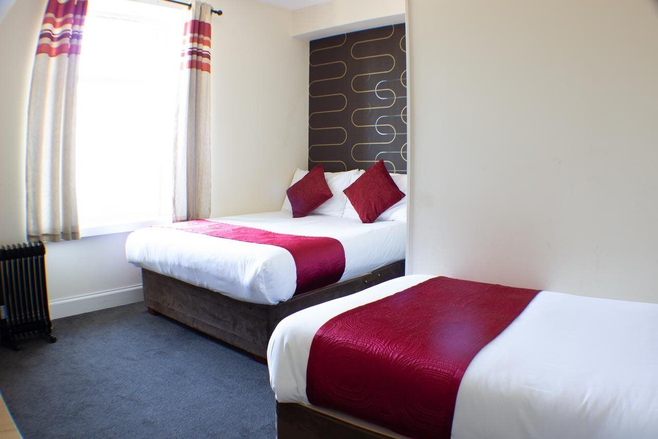 Oyo Braeriach Hotel, Highlands Scotland Newtonmore Exteriér fotografie