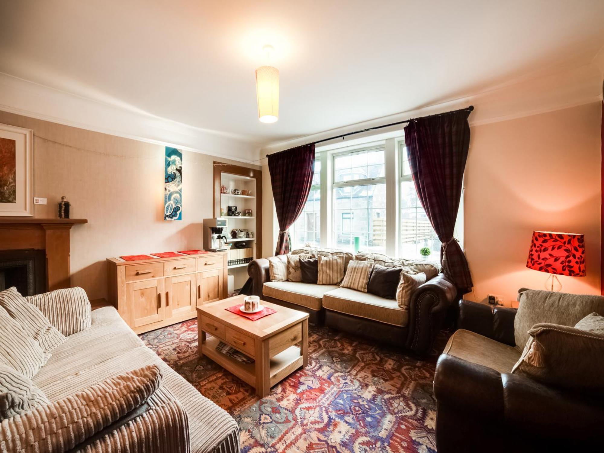 Oyo Braeriach Hotel, Highlands Scotland Newtonmore Exteriér fotografie